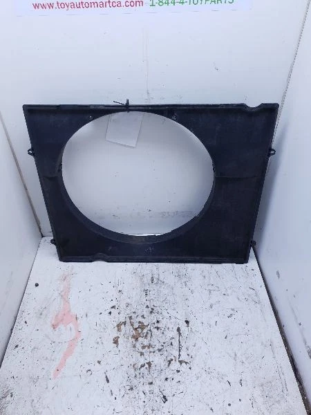 2006 TOYOTA SEQUOIA 4,7 Л 8CYL РАДИАТОР ВЕНТИЛЯТОР САВАН  - Изображение 3 из 4