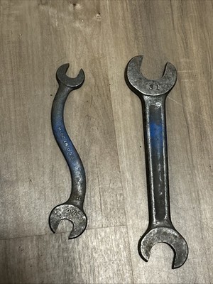 Two Vintage Wrenches Made In Usa Half Inch And 9/16 Also 15/16 And 31 Mm