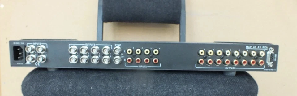 EXTRON MAV SERIES AV MATRIX SWITCH - Image 2 of 4