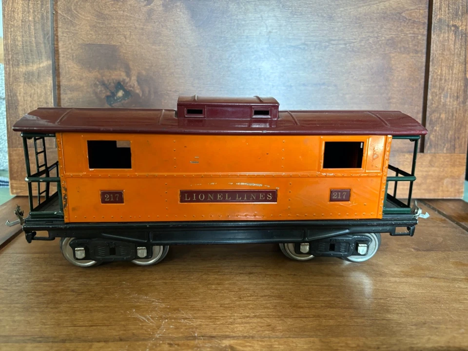 Lionel Trains Standard Gauge Pre-War #217 Lionel Lines Caboose Orange/ Maroon - Image 2 of 4