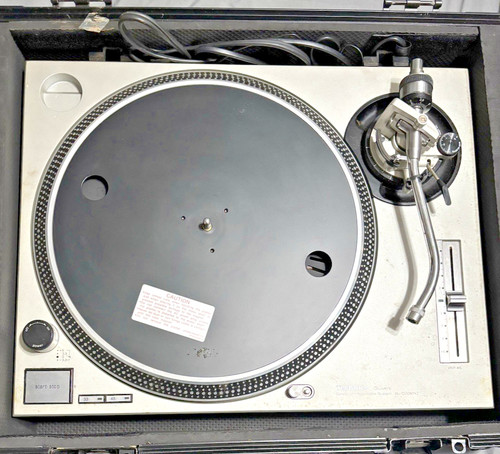 Technics SL-1200MK2 DJ Turntable w/ Grundoff Hard Case - Silver - Made