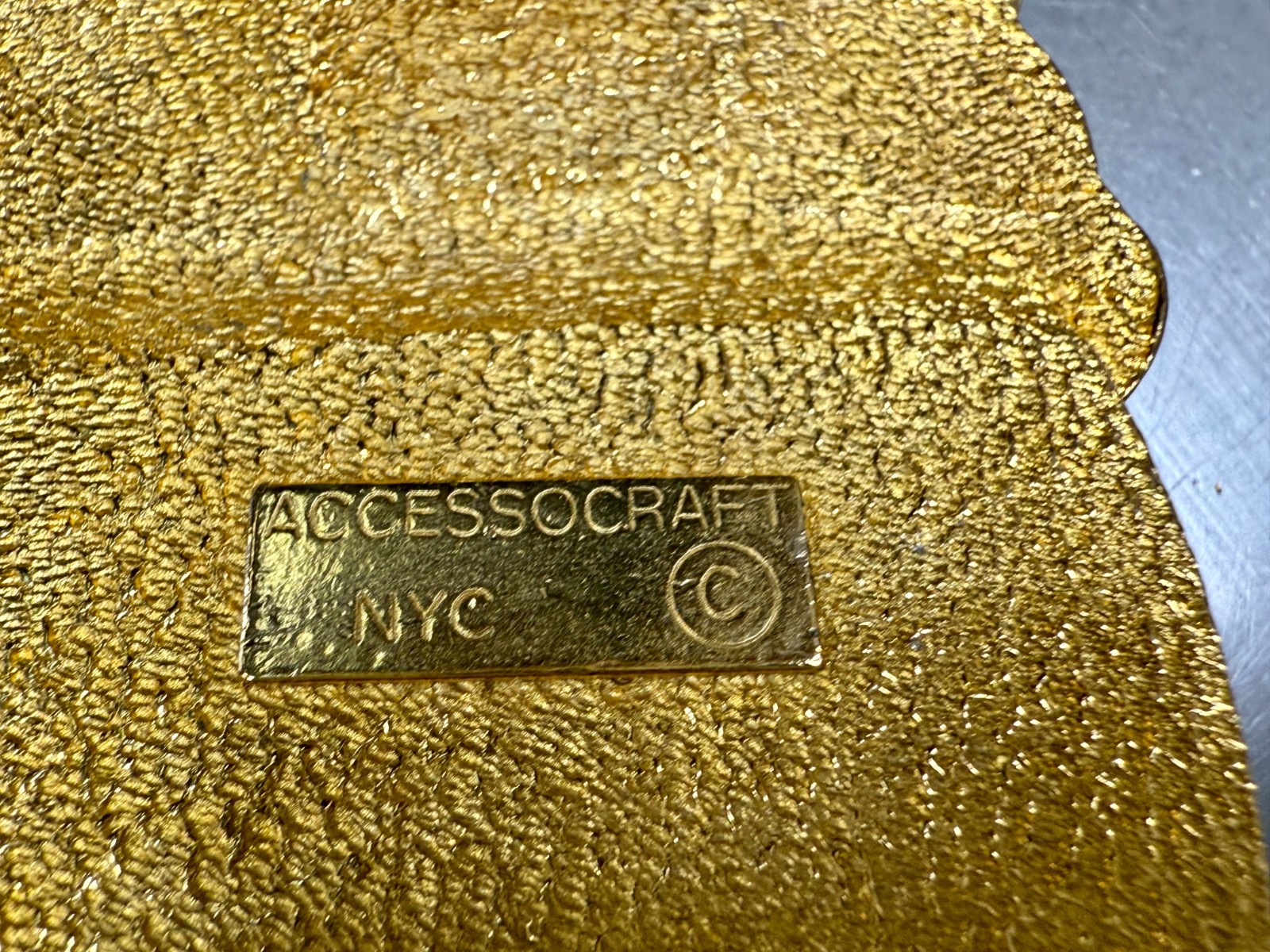 Interlocking Two Piece with Tigers Eye Stone Inla… - image 10