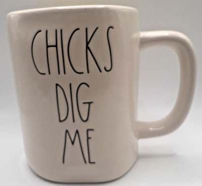 Rae Dunn Coffee Cup '' Chicks Dig Me '' Yellow Inside New