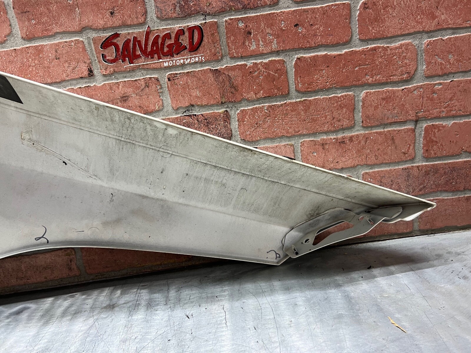 15-17 MCLAREN 650S SPIDER PASSENGER RIGHT REAR QUARTER ROCKER PANEL MOLDING OEM