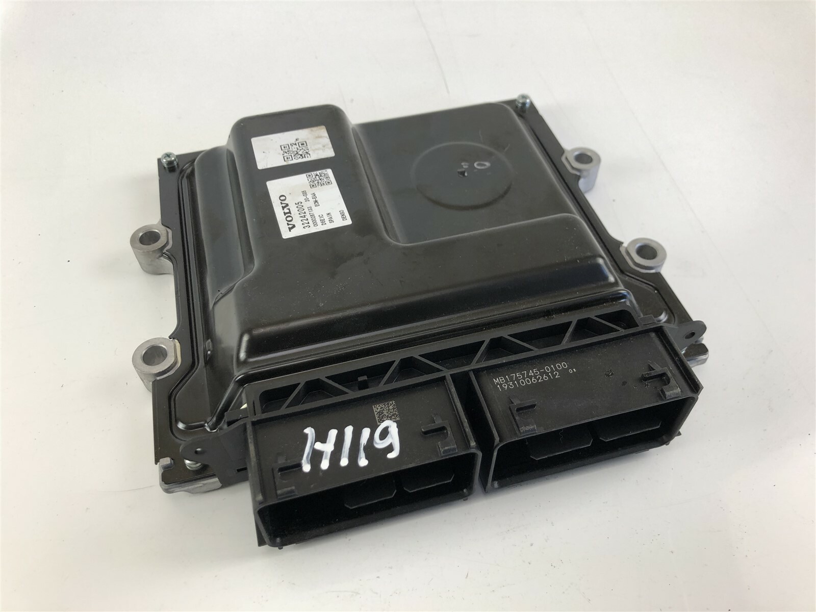 H119 VOLVO V90 2017 ECU Control Module Unit 32242005 | eBay