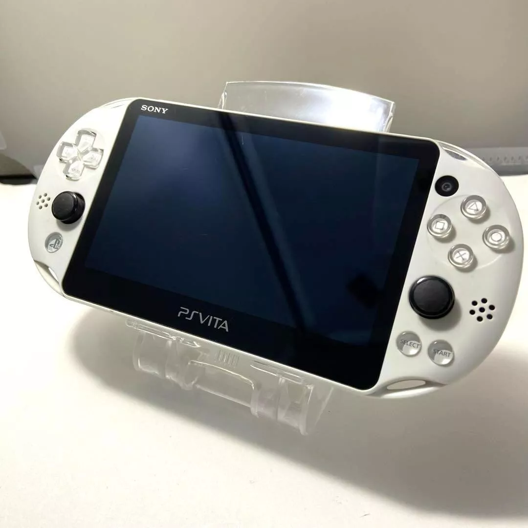 PSVita PCH-2000ZA12   ホワイト 本体 白