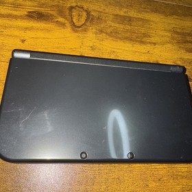 Nintendo 3DS XL Handheld System Black Console, Stylus, Charger