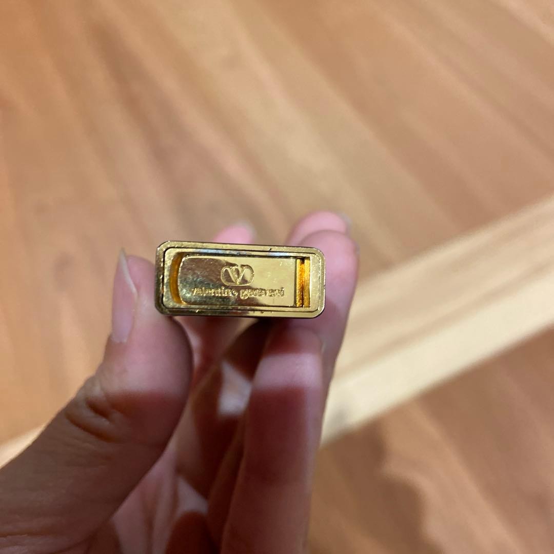 Valentino Garavani V-7 G Lighter Black Elegant Used Not Filled thumbnail 10