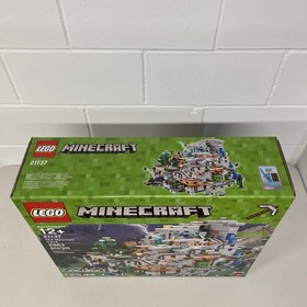 LEGO Minecraft The Mountain Cave 21137 MISB Collectors Condition