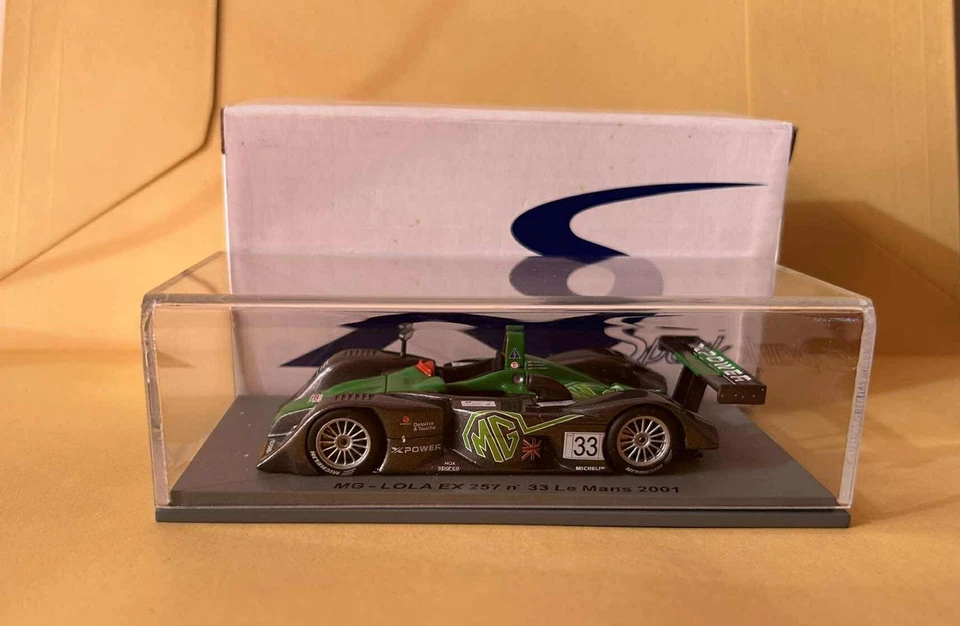 SPARK MG LOLA EX 257 24H LE MANS 2001 N°33 COD. SCMG-01 1/43 - Immagine 2 di 2