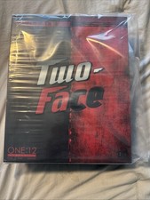 Mezco Toyz One 12 Collective TWO-FACE
