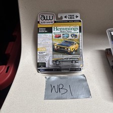 Auto World Ford Mustang Boss 351 1971 1:64 Diecast Dark Green Polly Card Wear