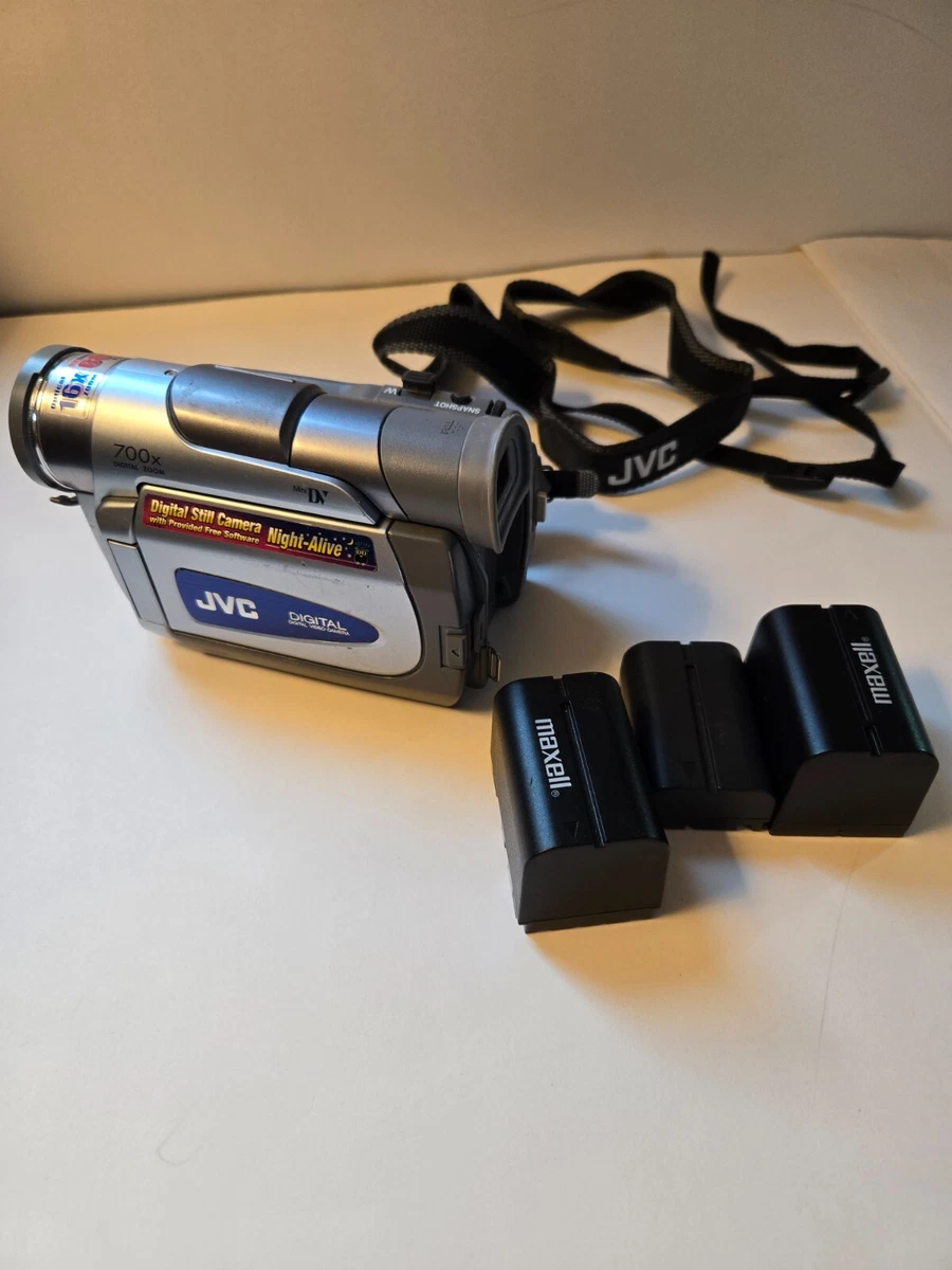 Preços baixos em JVC DVCAM Filmadoras 700x Zoom Digital | eBay