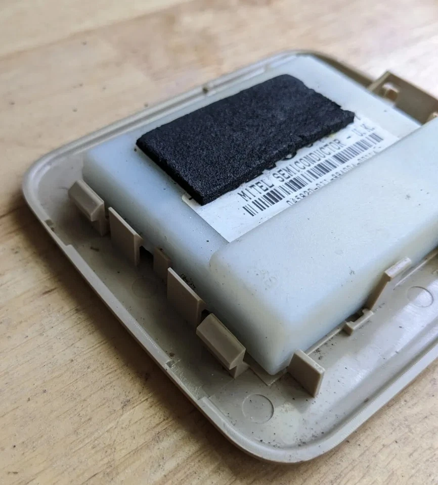 MÓDULO SISTEMA DE ALARMA Y BLOQUEO CENTRALIZADO VOLVO S80 9472937 Original OE con Cubierta Foto 4 de 4