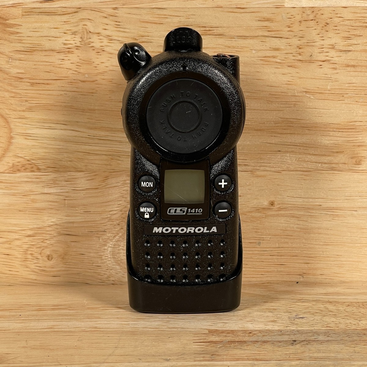 Lithium Ion Walkie Talkies Motorola CLS1410 Two-Way Radio 4-Pack - UHF Walkie Talkies With Chargers & Holsters Motorola Walkie - View #2