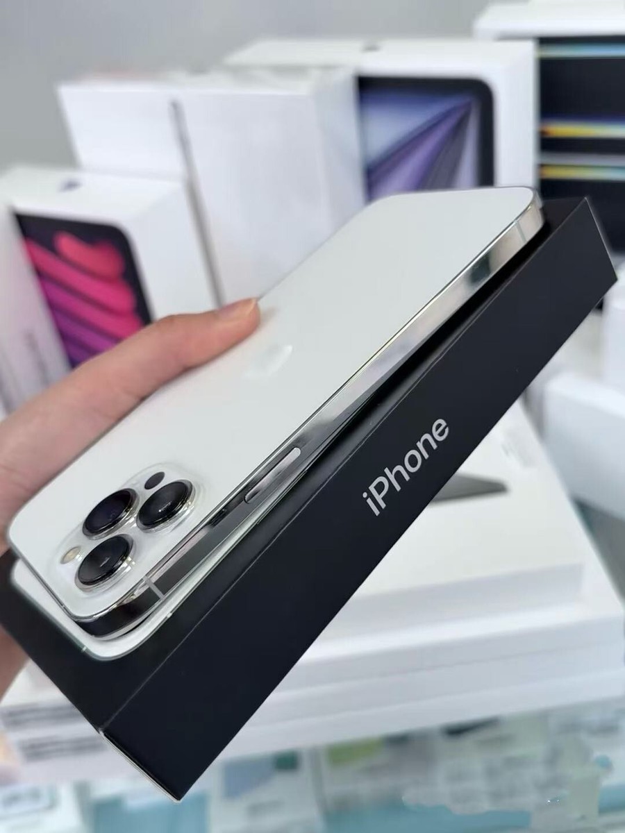 Apple iPhone 13 Pro Max - 6GB RAM 128 GB/256GB - (Unlocked) big