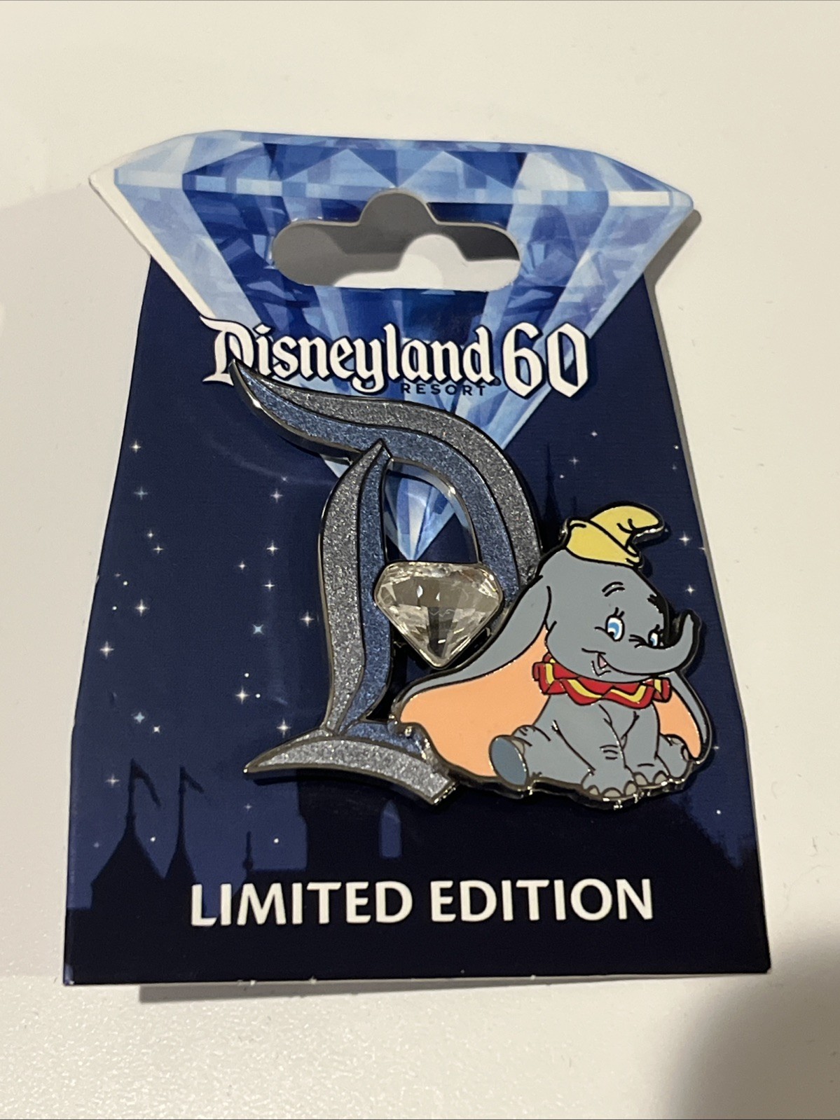 Disney Pin Trading Pin Dumbo Diamond Decades LE3000 LE 3000 New On Card MINT v46