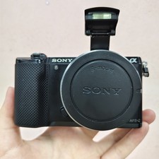 90 New Sony Alpha a5000 Mirrorless Camera Black Body Only English