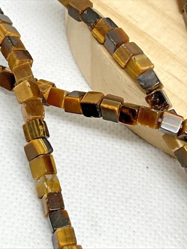 Tigerauge Perlen Würfel Mit Loch 83 Stück 4 mm Edelstein Heilstein Kristall DIY - Bild 3 von 4