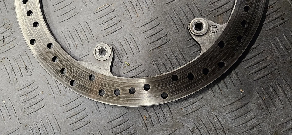 Par de discos de freno Brembo originales BMW S1000RR S1000R 2009-2018 OE BMW YA14  Foto 2 de 4