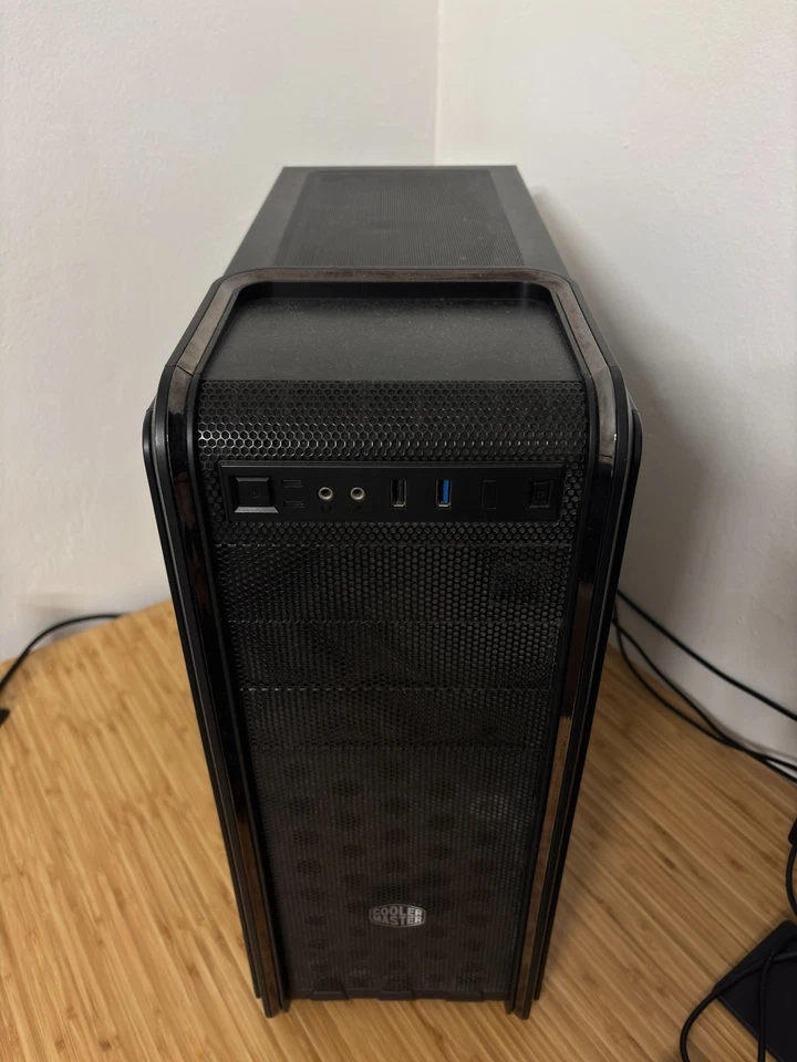 kit PC da GAMING - X370 Pro, Ryzen 5 3600x, 32gb RAM | Ottime condizioni. No GPU - Immagine 2 di 4