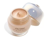 SHISEIDO FUTURE SOLUTION LX Total Radiance Foundation Neutral 3 Full Size 30mL
