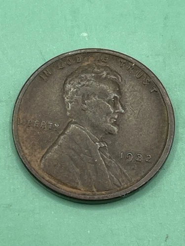 1922-D Lincoln Wheat Cent in Extremely Very Fine (VF) Condition Nice Coin