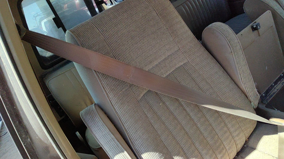 1988 Ford F150 Passenger Right Front Seat Belt Retractor Oem Shoulder Tan - Изображение 4 из 4
