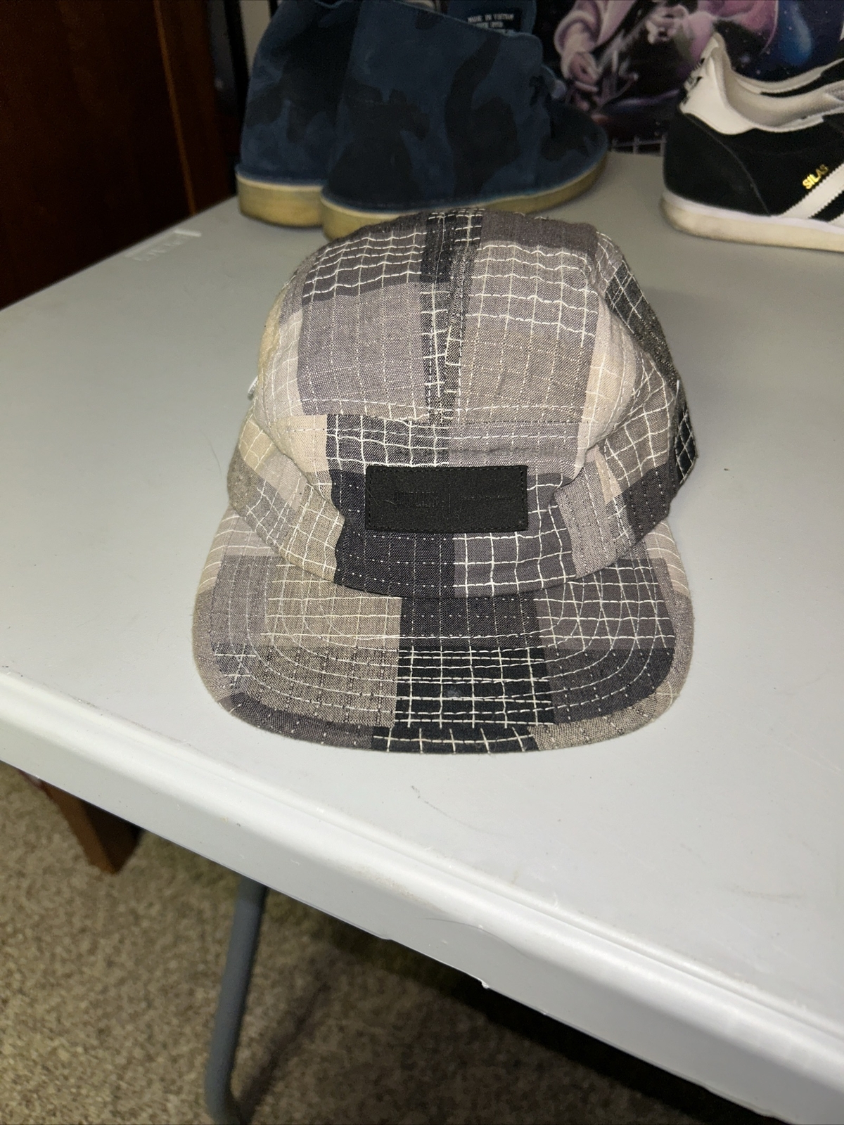 Picture 1 of 12
