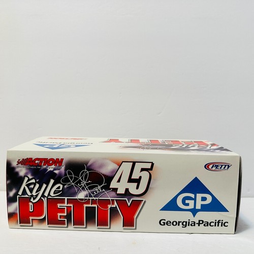 Diecast Action Kyle Petty #45 Georgia Pacific 2004 Intrepid - Picture 6 of 7