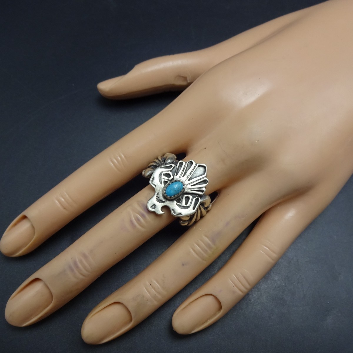 Vintage RUNNING BEAR Sterling Silver THUNDERBIRD TURQUOISE RING