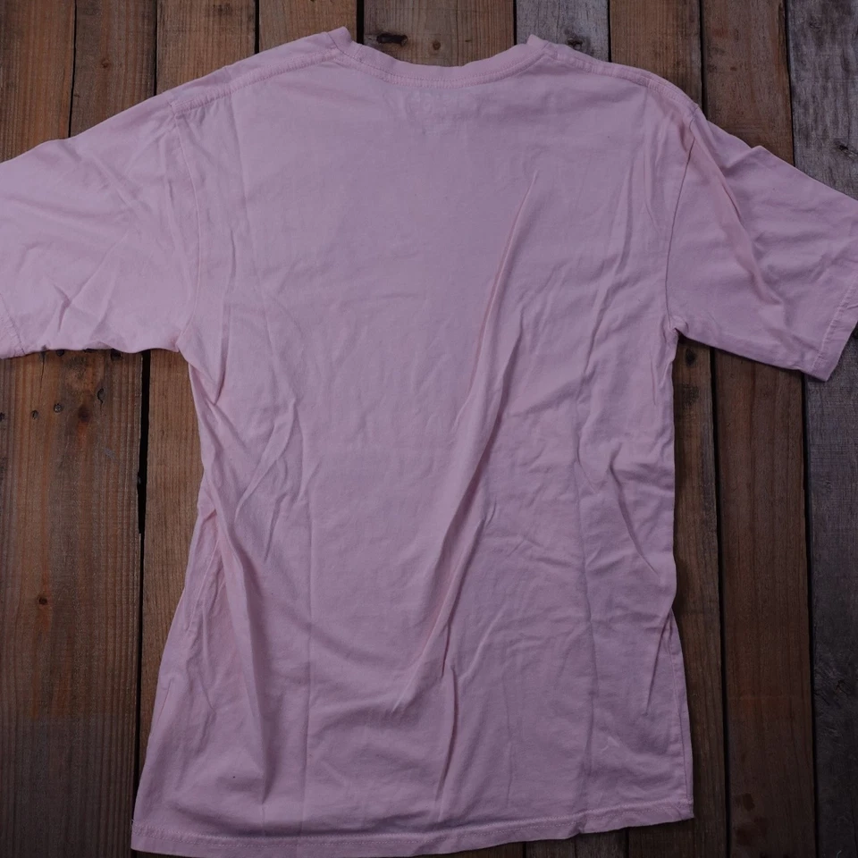 Camiseta masculina Bass Pro Shops rosa pequena 100% algodão gola redonda - Imagem 4 de 4