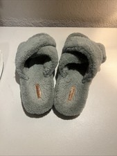 Olukai Hila Heu Shearling Cozy Slipper Sandals Women  s Size 9 Muted Green New