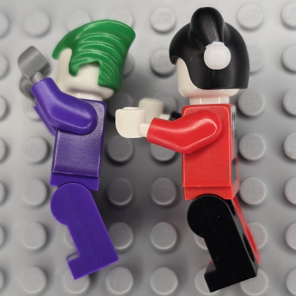Lego BATMAN Minifigures Lot BAT005 The Joker BAT026 Harley Quinn - Image 3 of 4