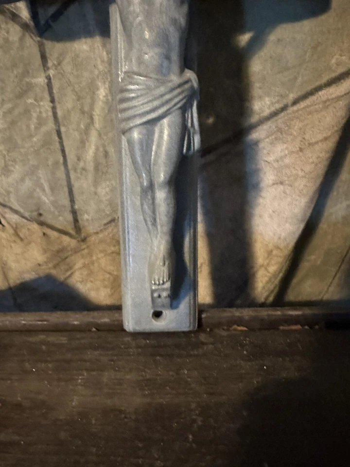 1940s Antique Cross Aluminum Christ Scared Heart Folk Art Country Home Porch - Image 4 of 4