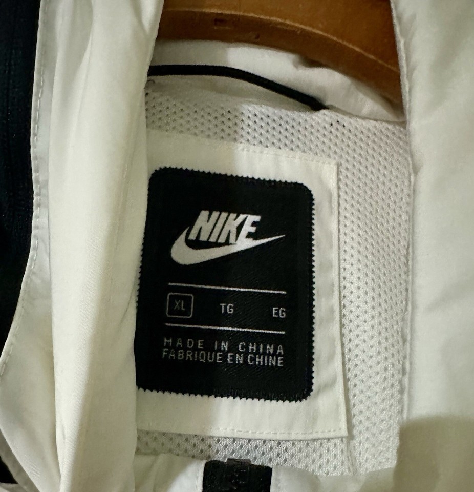 Nike Mens XL Premium Essentials M65 Activewear Hooded Jacket White