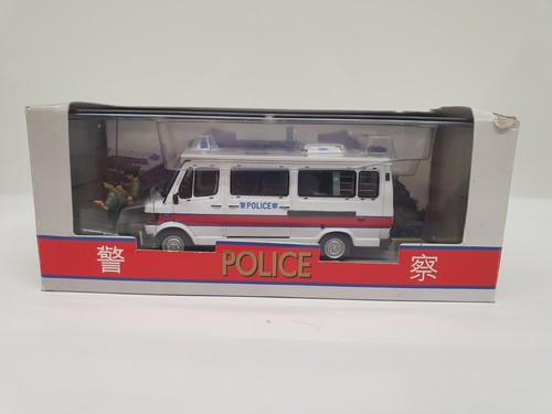 1/43 RARE MERCEDES-BENZ 310D POLICE VAN HK POLICE 2001 CORGI CC02201 - Picture 8 of 8