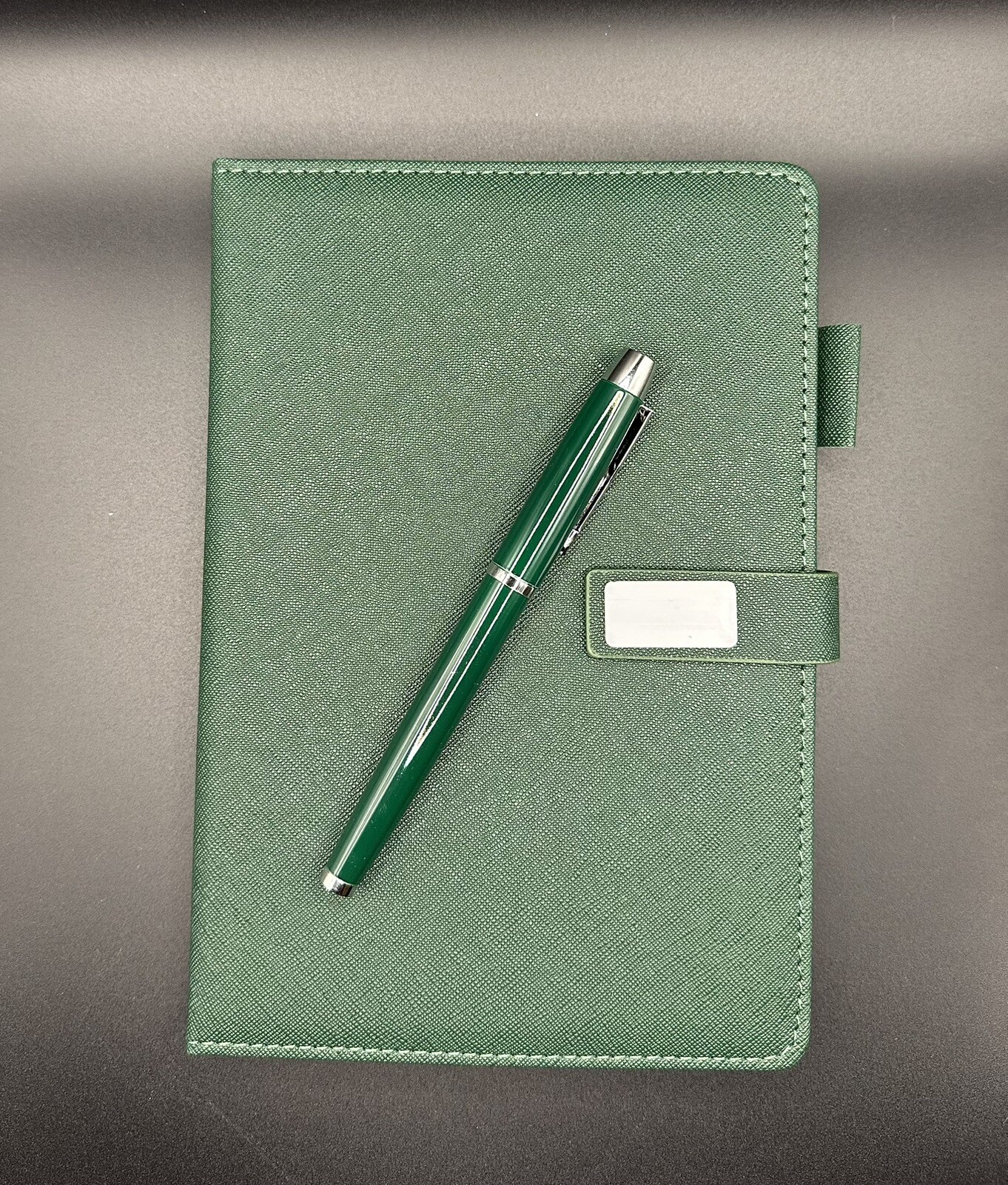 Leather Journal and Fountain Pen Gift Set  -image