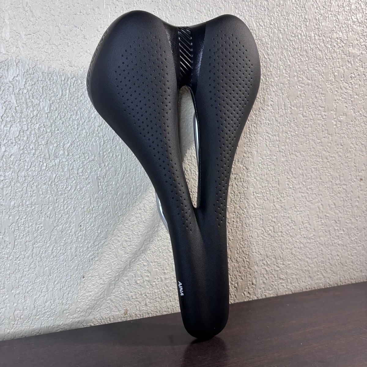 Bontrager Ajna Comp Road Gravel Bike Bicycle Cycling Saddle 164mm