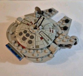LEGO Star Wars: Millennium Falcon (4488) 100% Complete - 87 Pieces Mini Set