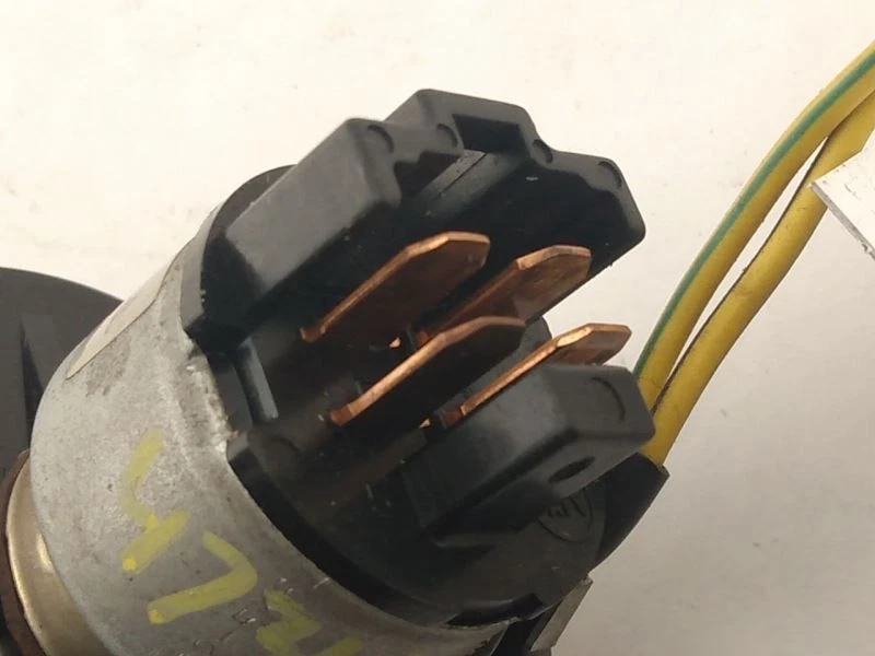 Interruptor de velocidad del ventilador del motor del soplador PORSCHE 924S 85 86 87 88 1985 1986 1987 1988 Foto 4 de 4