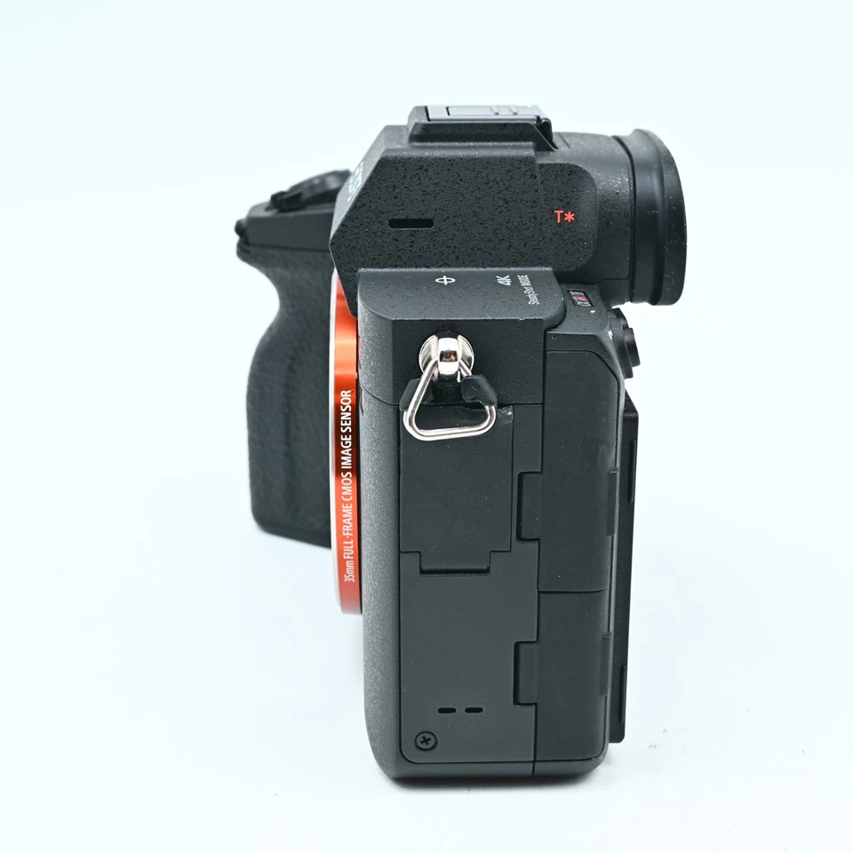 SONY a7R IV A7R4 ILCE-7RM4 Mirrorless (Shutter Count:1970 [Top Mint] - Image 4 of 4