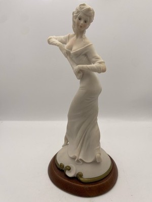 Vintage Capodimonte Bruno Merli Tanzende Dame Porzellan Figur mit Fächer