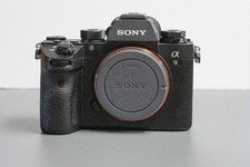 Sony Alpha ILCE-9 24.2MP Mirrorless Camera - Near Mint Sh/Ct 44213
