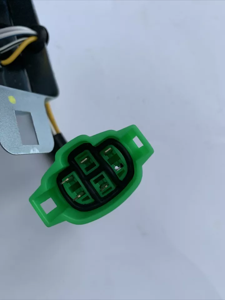 Regulador de voltaje Carquest BWD R907P apto para camioneta Toyota 4Runner 1984/1979-1984 Foto 2 de 4