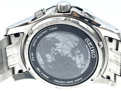 Near MINT SEIKO Brightz Radio Wave Solar Titanium Men's