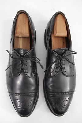 Allen Edmonds Sanford Cap-Toe Medallion Brogue Black Leather  display picture 2