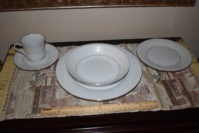 20 PC. SET OF 4 5 PC. PLACE SETTINGS CROWN MING THE REGENT COLLECTION FINE CHINA