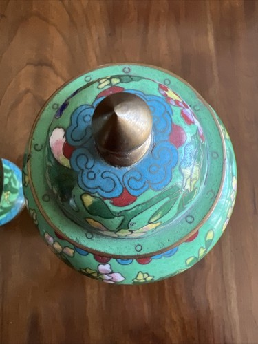 Rare Pair Antique Cloisonne Temple Jars, Made In China, 7” H; Early 20th C. - Picture 15 of 22