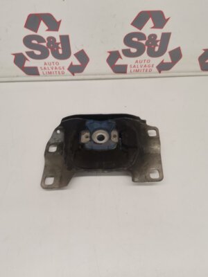 Ford Focus mk3 Hatchback 5 Dr 12-17 1.0 Petrol GEARBOX MOUNT V617M121